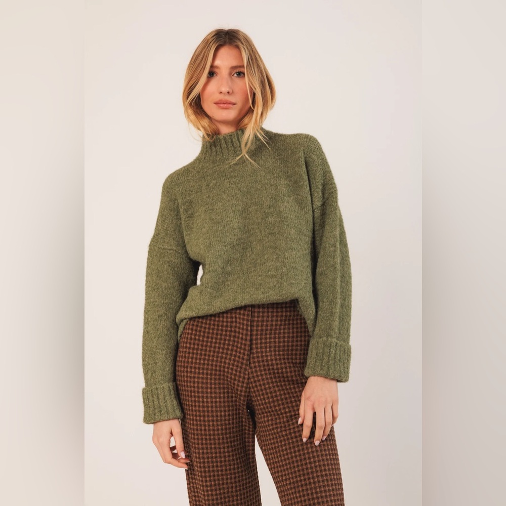 New! INDI & COLD Jessie Perkins Knit Sweater 💚 Medium - Picture 2 of 10